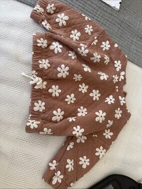 Cozy Mauve Floral Quilted Pullover